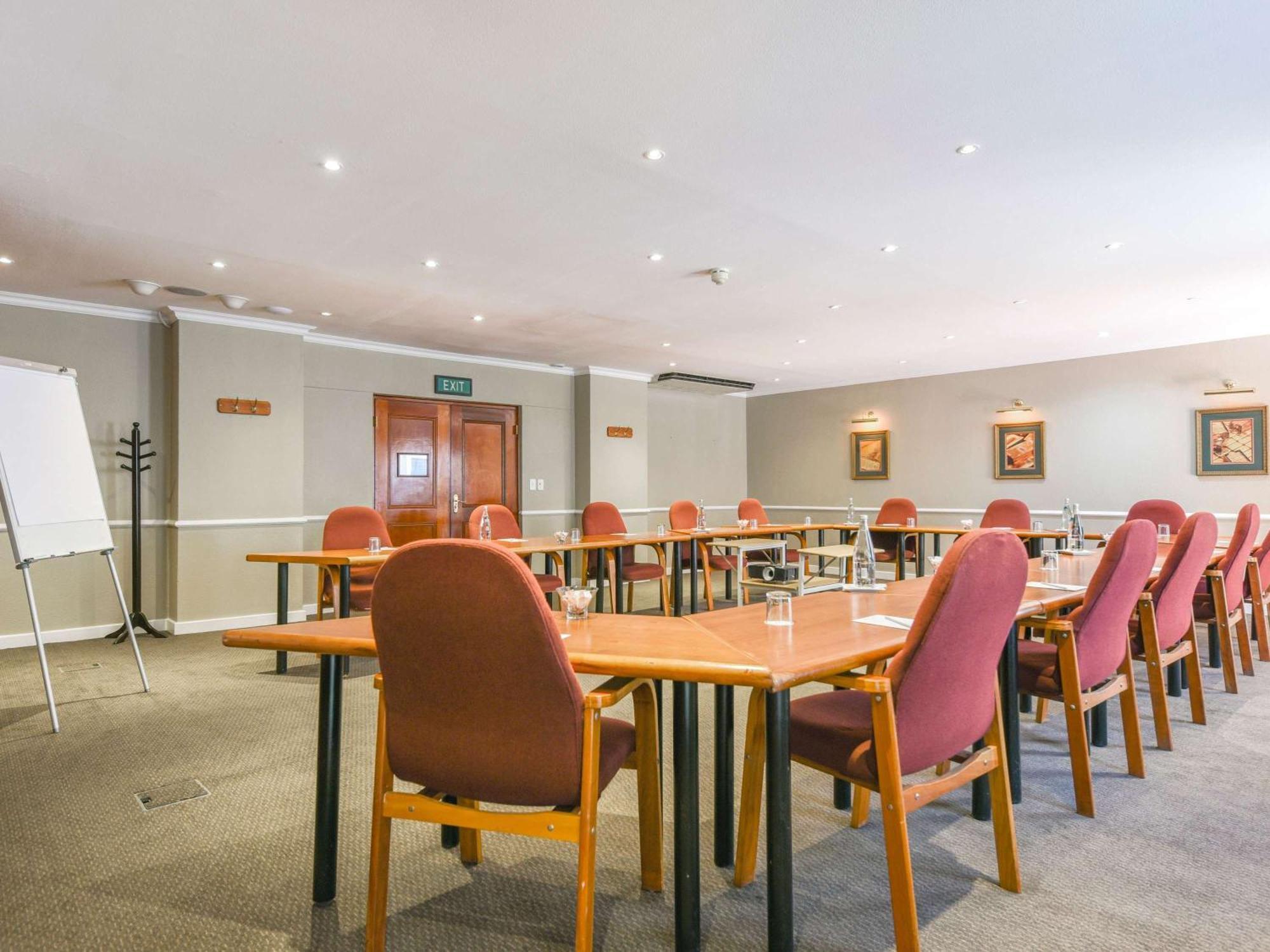 Mercure Hotel Bedfordview Joanesburgo Exterior foto